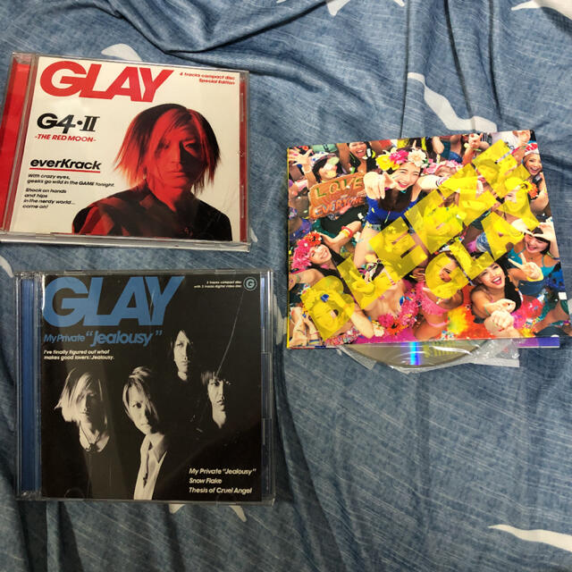 GLAY シングル　まとめ売り エンタメ/ホビーのCD(ポップス/ロック(邦楽))の商品写真