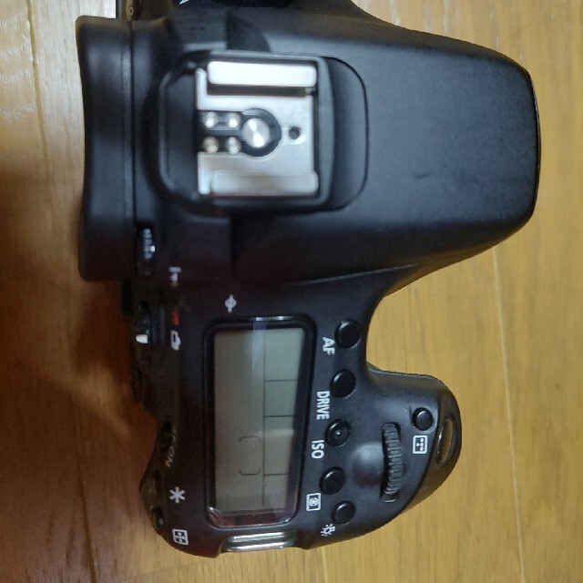 キャノンEOS 70D 一眼レフカメラ スマホ/家電/カメラのカメラ(デジタル一眼)の商品写真