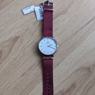 ダニエルウェリントン(Daniel Wellington)の【☆新品未使用☆】ダニエルウェリントン DW00100268 レディース(腕時計)