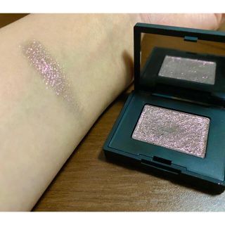 ナーズ(NARS)の【値下げ】NARS シングル アイシャドウ 5346 ハードワイヤード(アイシャドウ)