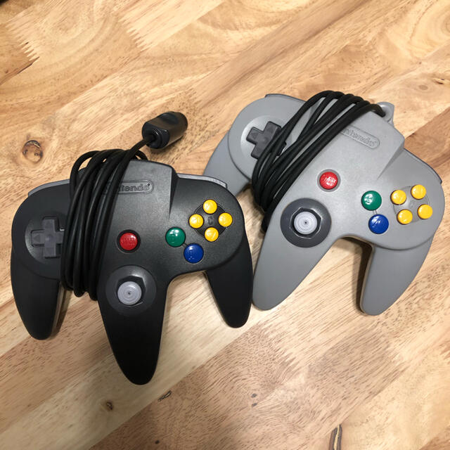 NINTENDO 64(ニンテンドウ64)のニンテンドー 64 本体とソフト　セット エンタメ/ホビーのゲームソフト/ゲーム機本体(家庭用ゲーム機本体)の商品写真