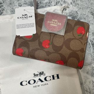 コーチ(COACH)のCOACH新品未使用 二つ折り財布 シグネチャー アップルプリント(財布)