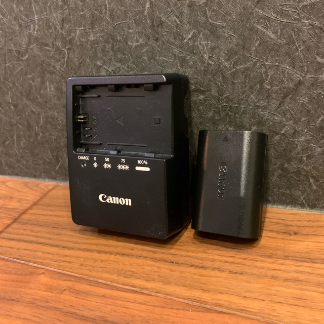 Canon(キヤノン)の★送料込み★CANON EOS 60D スマホ/家電/カメラのカメラ(デジタル一眼)の商品写真