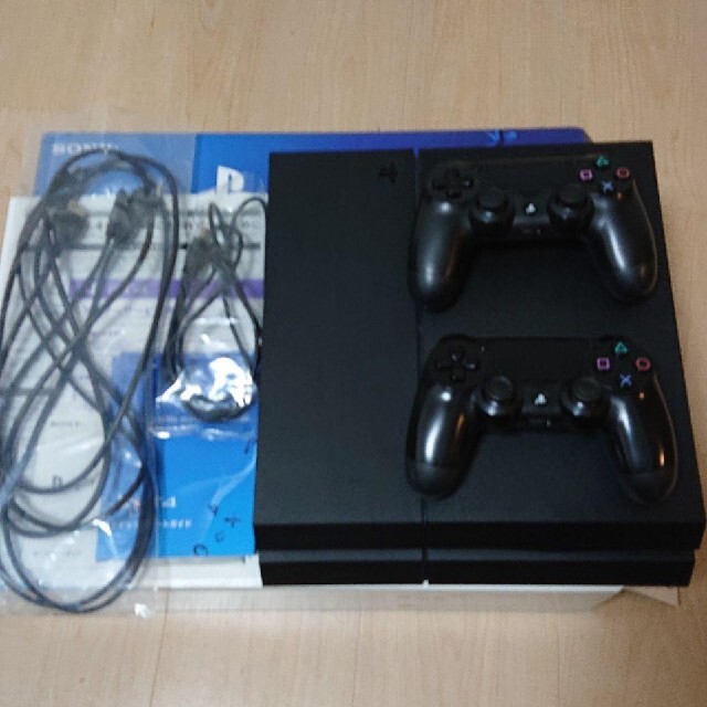 PlayStation®4 黒500GB CUH-1200A PS4 本体