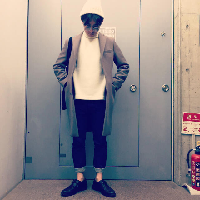 Acne studious チェスターコート 限定品 サイズ44 Acne studious チェスターコート 限定品 サイズ44