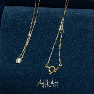美品AHKAHアーカー 一粒ロシアンダイヤモンドネックレスk18 - ネックレス