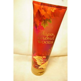 バスアンドボディーワークス(Bath & Body Works)の★入手困難 新品bath and body works ボディークリーム2★(ボディクリーム)