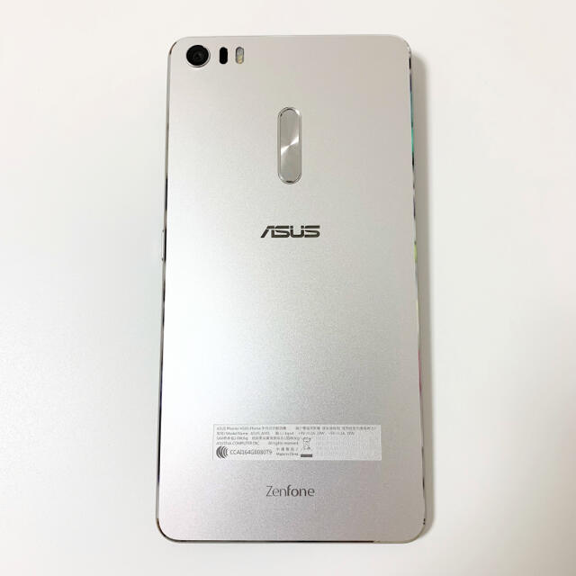 ASUS(エイスース)の【超美品】ASUS Zenfone 3 ULTRA ウルトラ  6.8インチ スマホ/家電/カメラのスマートフォン/携帯電話(スマートフォン本体)の商品写真