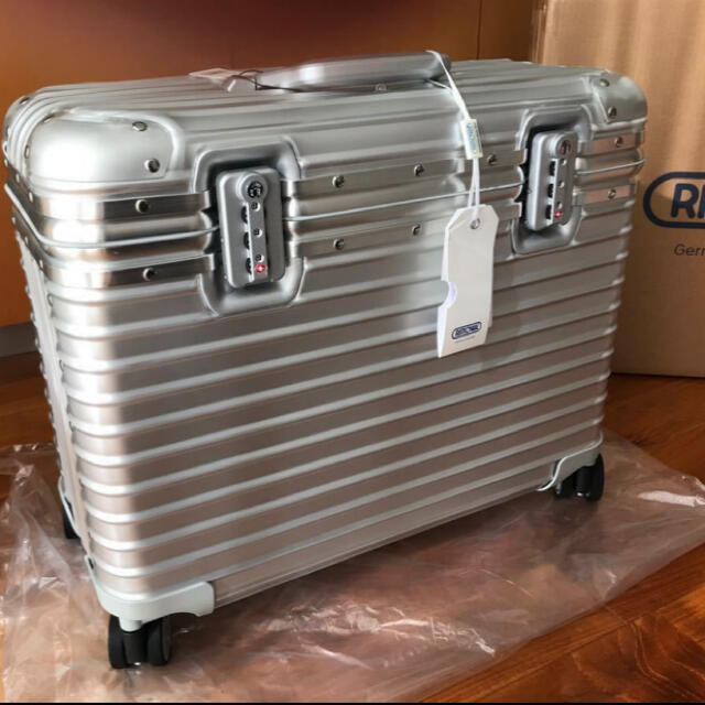 リモワ パイロットRimowa pilot trolley 34L 未使用 廃盤