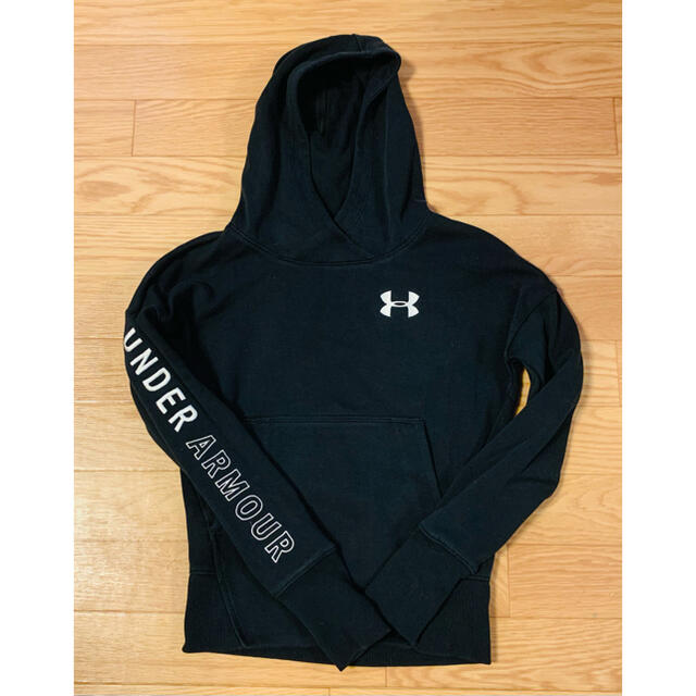 UNDER ARMOUR(アンダーアーマー)のアンダーアーマー　UNDER ARMOURスウェット上下　140センチ スポーツ/アウトドアのサッカー/フットサル(ウェア)の商品写真