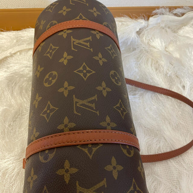 LOUIS VUITTON(ルイヴィトン)の❣️LOUIS VUITTON❣️パピヨン26❣️廃盤モノグラム❣️美品❣️ レディースのバッグ(ハンドバッグ)の商品写真