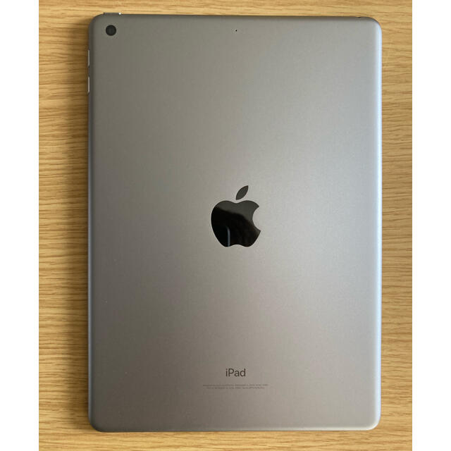 iPad(アイパッド)のiPad 第6世代 2018 Wi-Fiモデル 32GB スマホ/家電/カメラのPC/タブレット(タブレット)の商品写真