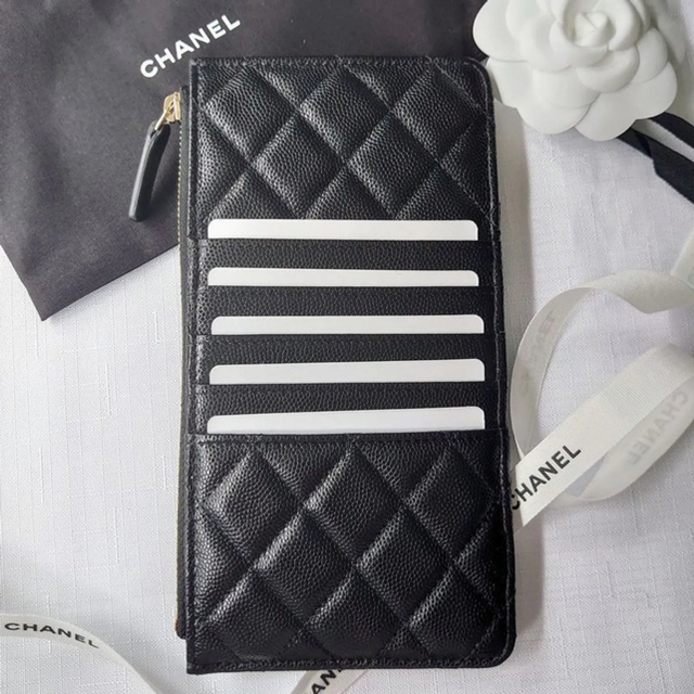 CHANEL(シャネル)のCHANEL人気財布【スマホも入る♪】 レディースのファッション小物(財布)の商品写真