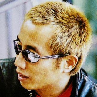 低価2023 長渕剛兄貴コンサート着用policeサングラス zJKmc