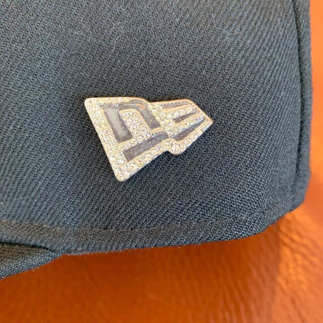 NEW ERA - NEW ERA スワロフスキーLAキャップ 黒 7 3/4の通販 by NEW ERA - NEW ERA スワロフスキーLAキャップ 黒 7 3/4の通販 by