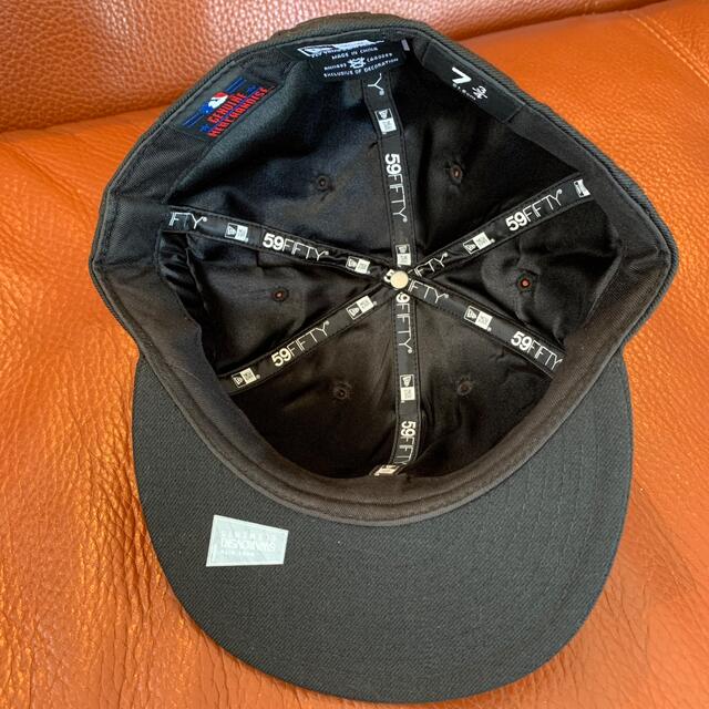 NEW ERA - NEW ERA スワロフスキーLAキャップ 黒 7 3/4の通販 by NEW ERA - NEW ERA スワロフスキーLAキャップ 黒 7 3/4の通販 by