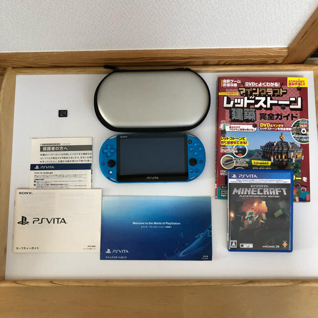 PlayStation®Vita ケース マイクラ メモリーカード付き