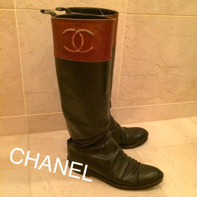 CHANEL(シャネル)のパクチー様専用 シャネル CHANEL ブーツ レディースの靴/シューズ(ブーツ)の商品写真