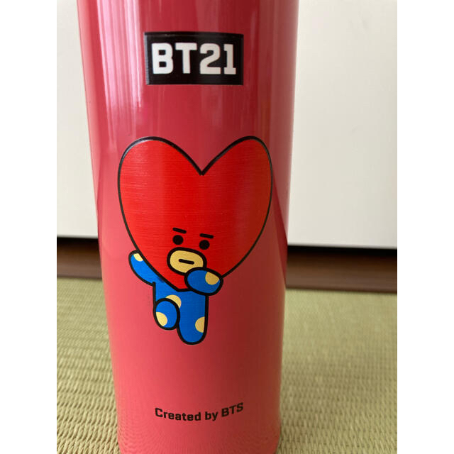 防弾少年団(BTS)(ボウダンショウネンダン)の新品★ BT21 BTS 魔法瓶カップ　水筒　ボトル　テテ　v インテリア/住まい/日用品のキッチン/食器(タンブラー)の商品写真