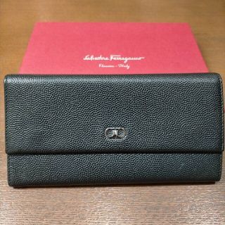 サルヴァトーレフェラガモ(Salvatore Ferragamo)のフェラガモ　長財布(長財布)