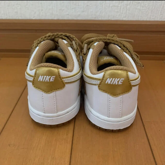 NIKE(ナイキ)のベビー14cm♡NIKEスニーカー キッズ/ベビー/マタニティのベビー靴/シューズ(~14cm)(スニーカー)の商品写真