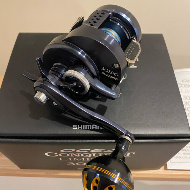 SHIMANO(シマノ)のオシアコンクエストリミテッド  300PG スポーツ/アウトドアのフィッシング(リール)の商品写真