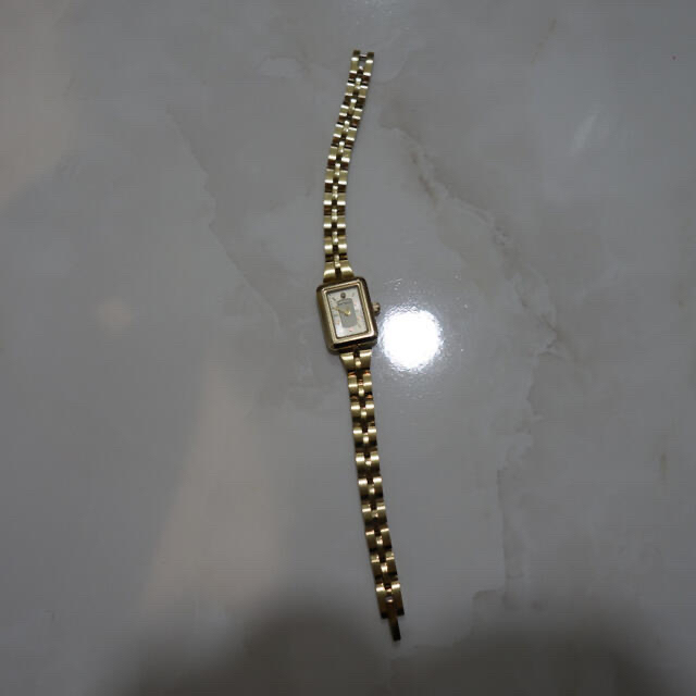正規スタージュエリー STAR Jewelry 腕時計 ゴールドカラー