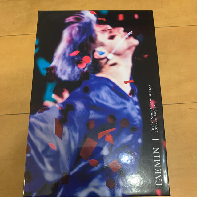 SHINee(シャイニー)のテミン  武道館　Blu-ray fc限定 エンタメ/ホビーのDVD/ブルーレイ(アイドル)の商品写真