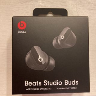 ビーツバイドクタードレ(Beats by Dr Dre)のBeats Studio Buds  ノイズキャンセリング　イヤフォン(ヘッドフォン/イヤフォン)