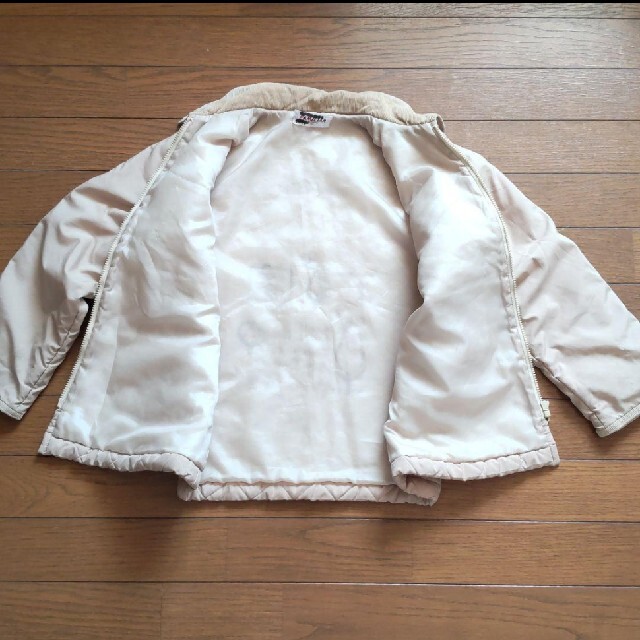 familiar(ファミリア)の★ ファミリア アウター 120 ★ used品 キッズ/ベビー/マタニティのキッズ服女の子用(90cm~)(コート)の商品写真