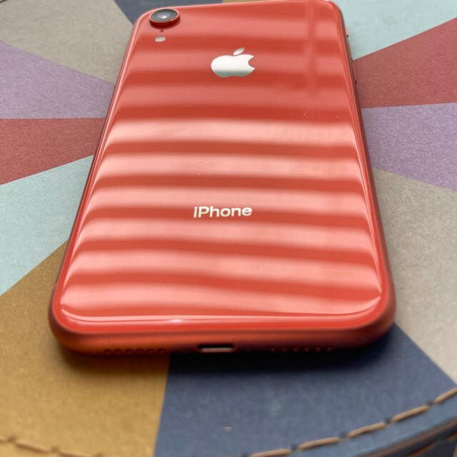 Apple(アップル)のiPhone XR 64GB  スマホ/家電/カメラのスマートフォン/携帯電話(スマートフォン本体)の商品写真