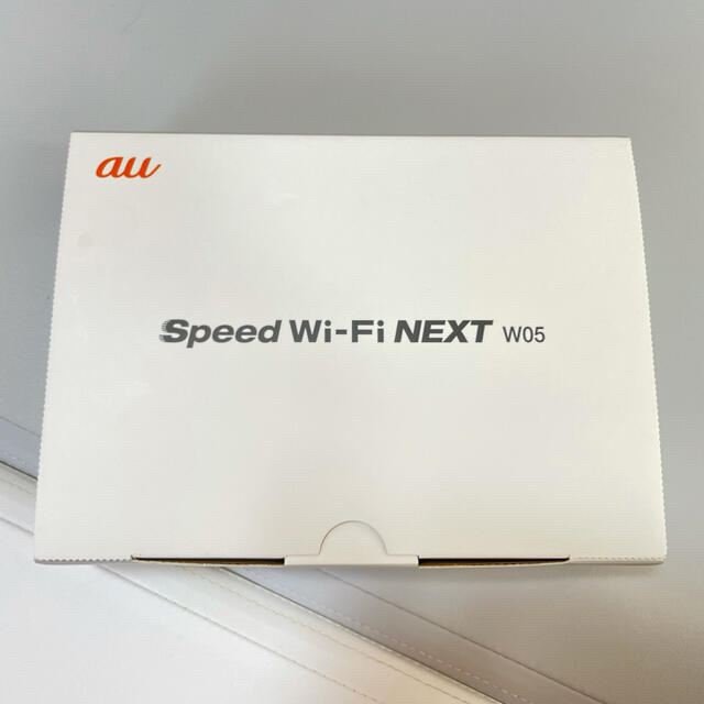 HUAWEI(ファーウェイ)のau WiMAX2＋ speed Wi-Fi NEXT w05 スマホ/家電/カメラのPC/タブレット(PC周辺機器)の商品写真