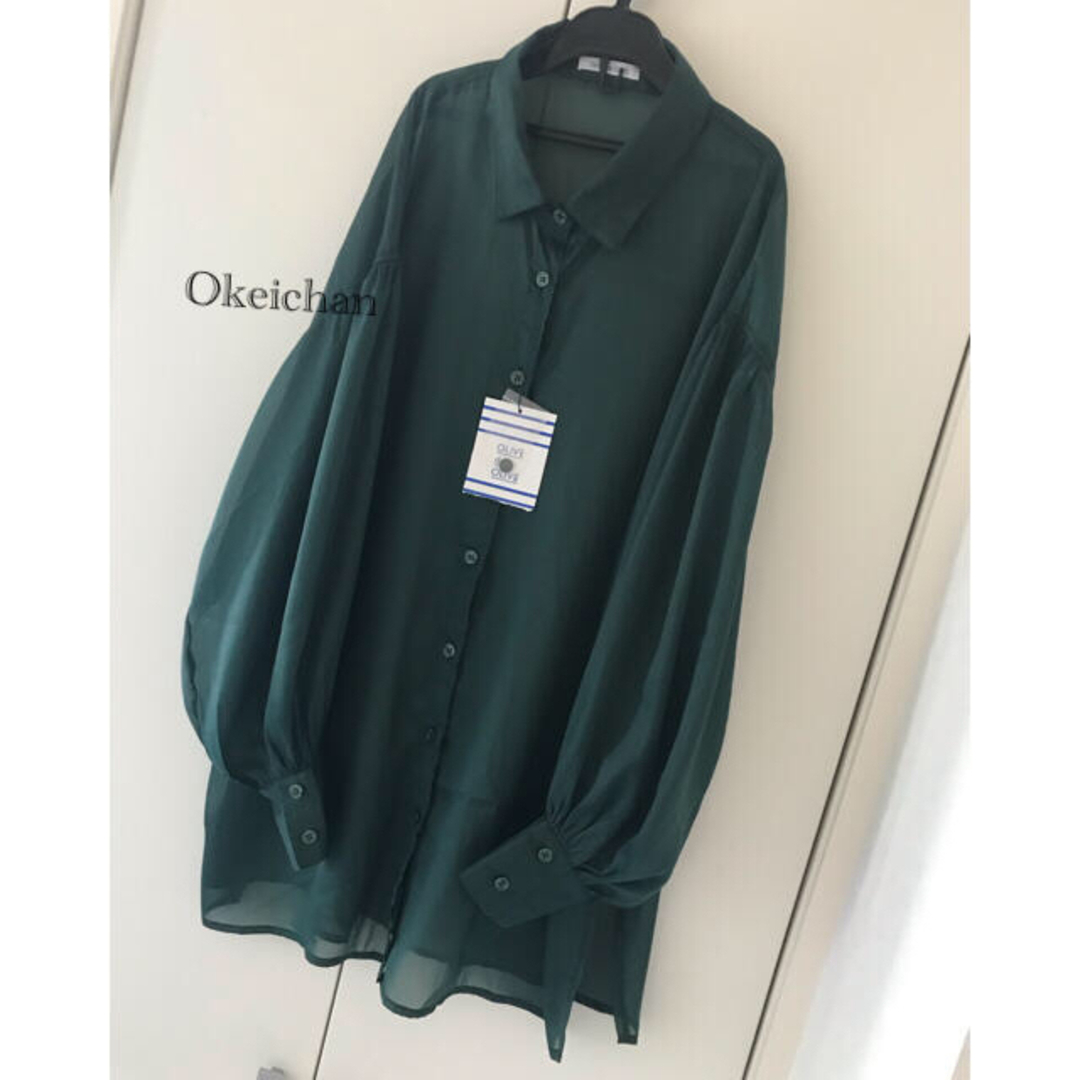 OLIVEdesOLIVE(オリーブデオリーブ)の新品タグ付き☆ラメ入りシフォンBIGシャツ　グリーン レディースのトップス(シャツ/ブラウス(長袖/七分))の商品写真