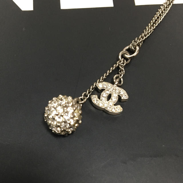 CHANEL(シャネル)のシャネル ネックレス ペンダント ハンドメイドのアクセサリー(ネックレス)の商品写真