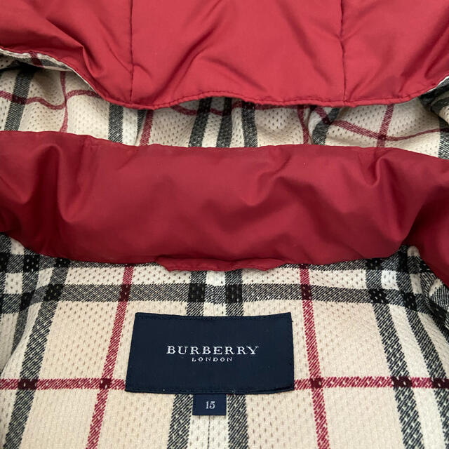 BURBERRY(バーバリー)のバーバーリーロンドン　ダウンコート　赤　大きいサイズ15号 レディースのジャケット/アウター(ダウンコート)の商品写真