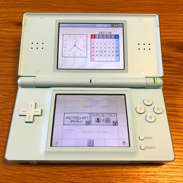 ニンテンドーDS(ニンテンドーDS)のNintendo ニンテンド-DS LITE  soft3本セット エンタメ/ホビーのゲームソフト/ゲーム機本体(携帯用ゲーム機本体)の商品写真