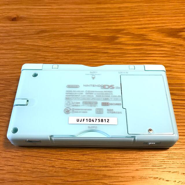 ニンテンドーDS(ニンテンドーDS)のNintendo ニンテンド-DS LITE  soft3本セット エンタメ/ホビーのゲームソフト/ゲーム機本体(携帯用ゲーム機本体)の商品写真