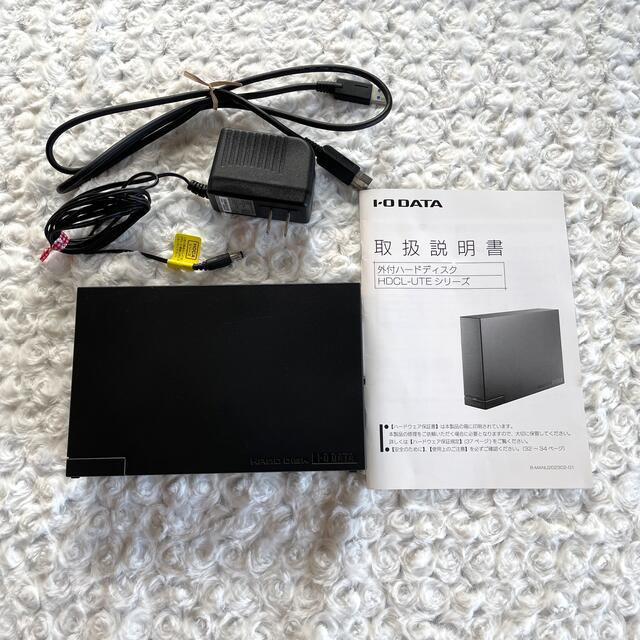 IODATA(アイオーデータ)の外付けハードディスク　HDCL-UTE2K スマホ/家電/カメラのテレビ/映像機器(その他)の商品写真