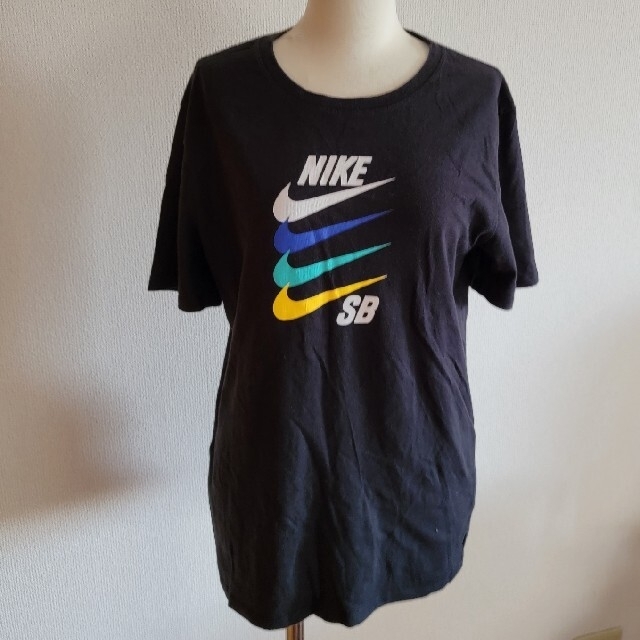 NIKE(ナイキ)のNIKE Tシャツ メンズのトップス(Tシャツ/カットソー(半袖/袖なし))の商品写真