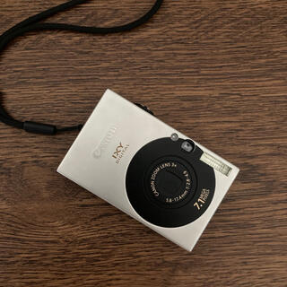 キヤノン(Canon)のIXY DIGITAL 10(コンパクトデジタルカメラ)