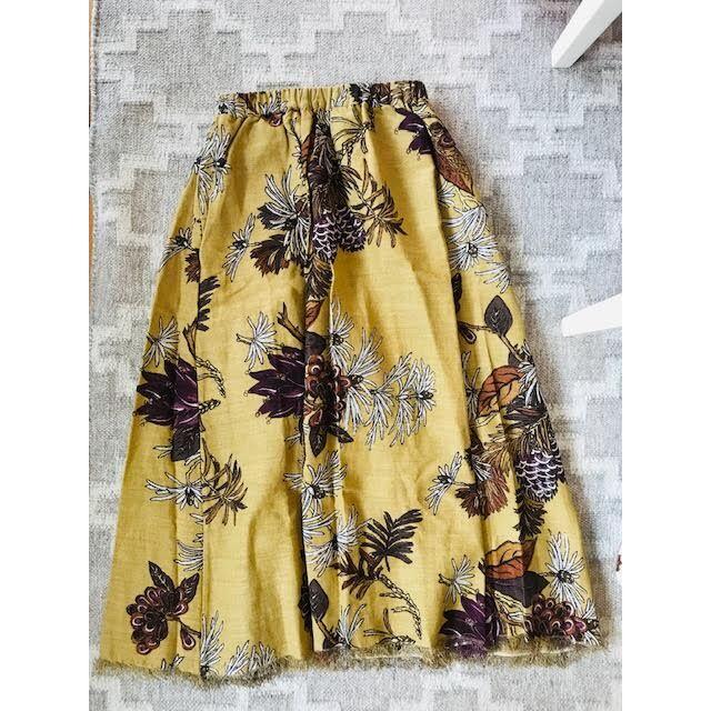 45R 花柄　スカート