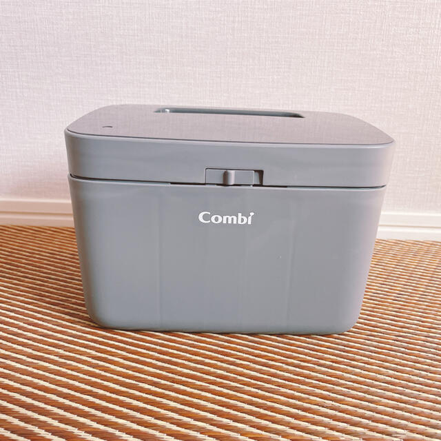 combi(コンビ)の中古美品♡コンビcombi おしり拭きウォーマー　限定色 キッズ/ベビー/マタニティのキッズ/ベビー/マタニティ その他(その他)の商品写真