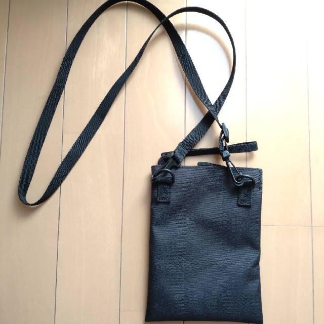 MUJI (無印良品)(ムジルシリョウヒン)の無印良品　撥水　ミニサコッシュ 黒 レディースのバッグ(その他)の商品写真