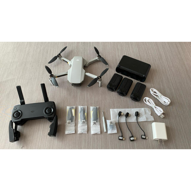 dji MAVIC MINI FLY MORE COMBO ドローン セット おもちゃ dji MAVIC MINI FLY MORE COMBO ドローン セット おもちゃ