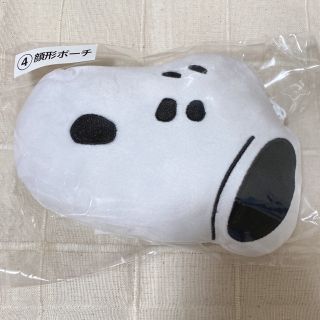 スヌーピー(SNOOPY)のスヌーピー顔型ポーチ(キャラクターグッズ)