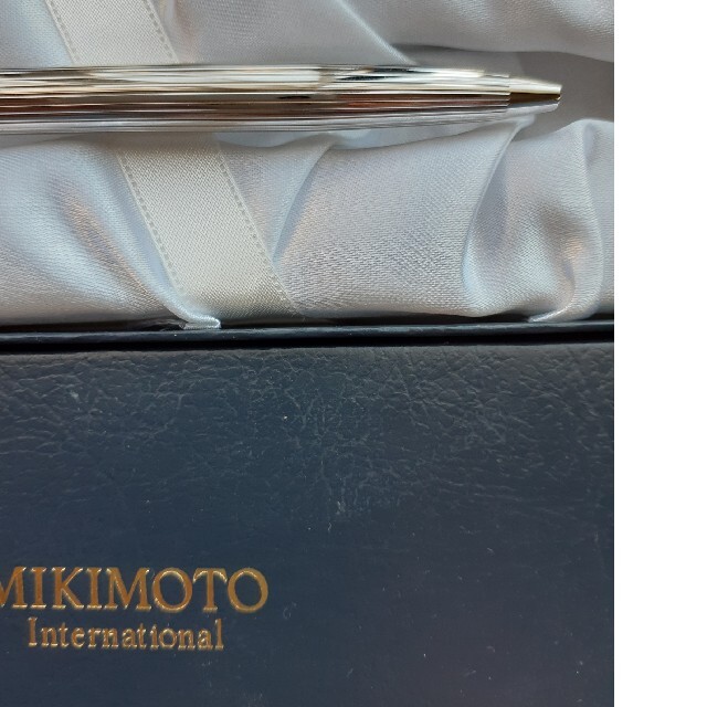 MIKIMOTO(ミキモト)のミキモト　MlKIMOTO 真珠ボールペン インテリア/住まい/日用品の文房具(ペン/マーカー)の商品写真