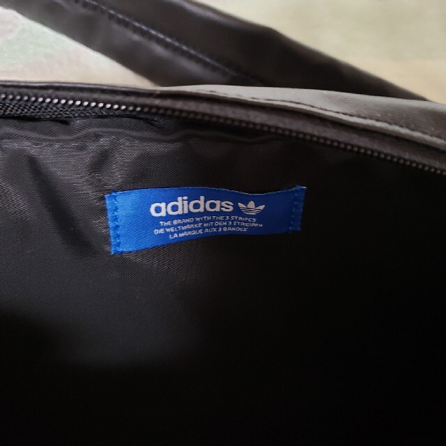 adidas(アディダス)のadidas originals メンズのバッグ(ショルダーバッグ)の商品写真