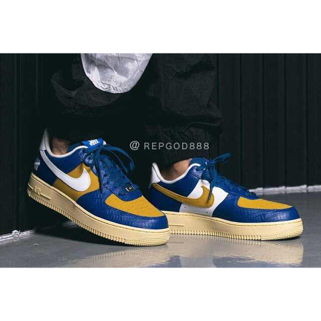 NIKE(ナイキ)の最終値下げ☆UNDEFEATED × NIKE AIR FORCE 1 LOW メンズの靴/シューズ(スニーカー)の商品写真