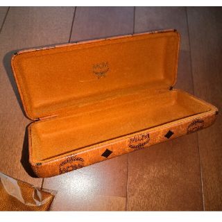 MCM - 新品&未使用 MCM メガネケース 正規品 エムシーエム クロス付き