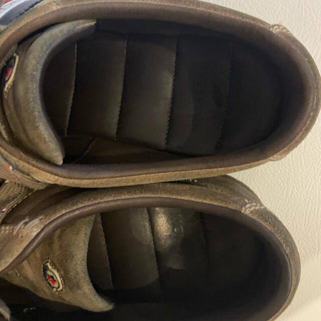 MONCLER(モンクレール)のモンクレール　メンズ　スウェード　スニーカー メンズの靴/シューズ(スニーカー)の商品写真